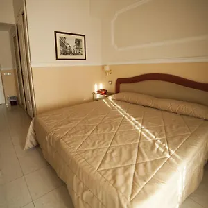 gran-duca.it-tuscanyhotel.com/